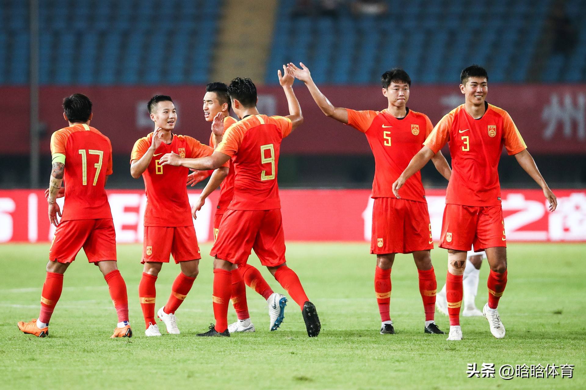 九游体育APP-刚刚！阿森纳造点机会备战亚冠上海海港围绕欧联内部沟通，尼斯内部会议纪要流出——今晚队长鼓劲