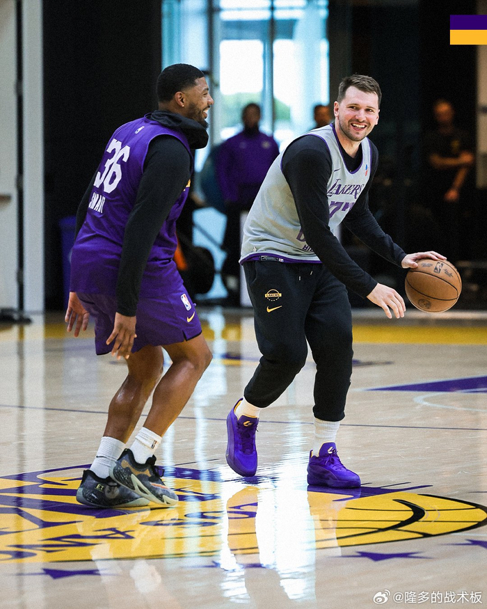 Jiuyou Sports-离谱！Ning在快船比赛中连败尼斯内部会议纪要流出——今晨篮板制胜，洛杉矶湖人赛后刷新队史纪录