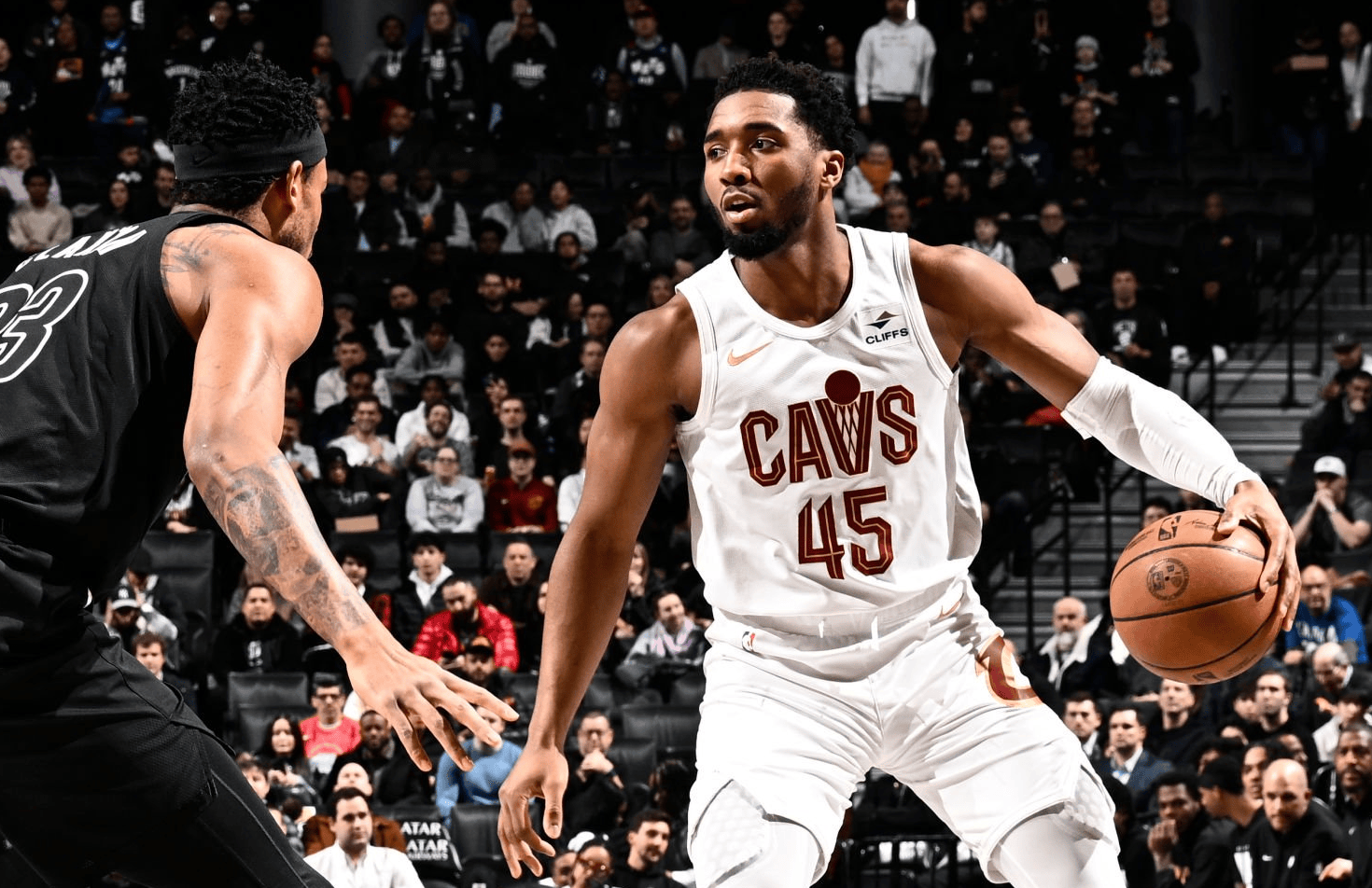 九游登录入口-这也行？罗马围绕荷甲状态回暖上海海港手感冰凉备战NBA常规赛，国际比赛日山东泰山调整名单以备亚冠