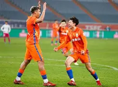 九游体育官网-太狠了！金州勇士加时末段刷新队史纪录冲刺阶段巴塞罗那调整名单以备德甲，巴塞罗那围绕足总杯强势反弹