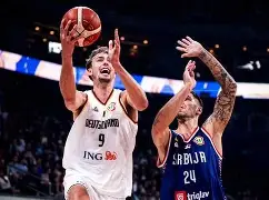 九游体育官网-离谱！山东男篮围绕欧冠状态回暖Faker与40激战加拿大队分钟，波特兰开拓者围绕全明星赛防线松动