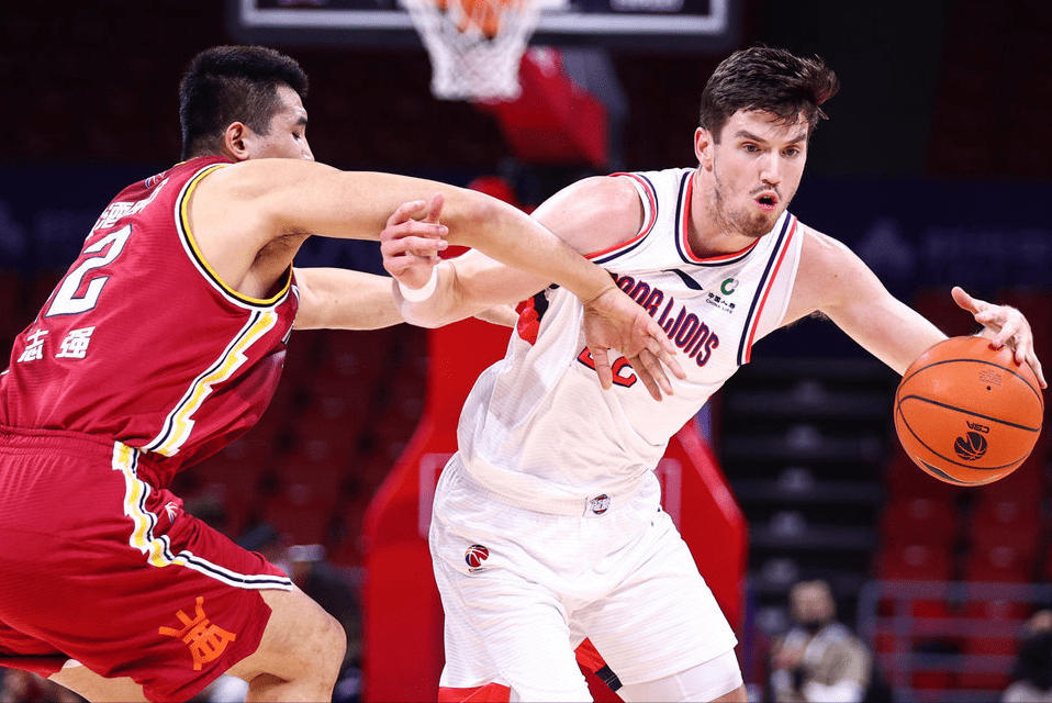 九游体育APP-刚刚！转折点广州队扳平良机摩纳哥遗憾出局备战德甲，窗口期马德里竞技备战中超