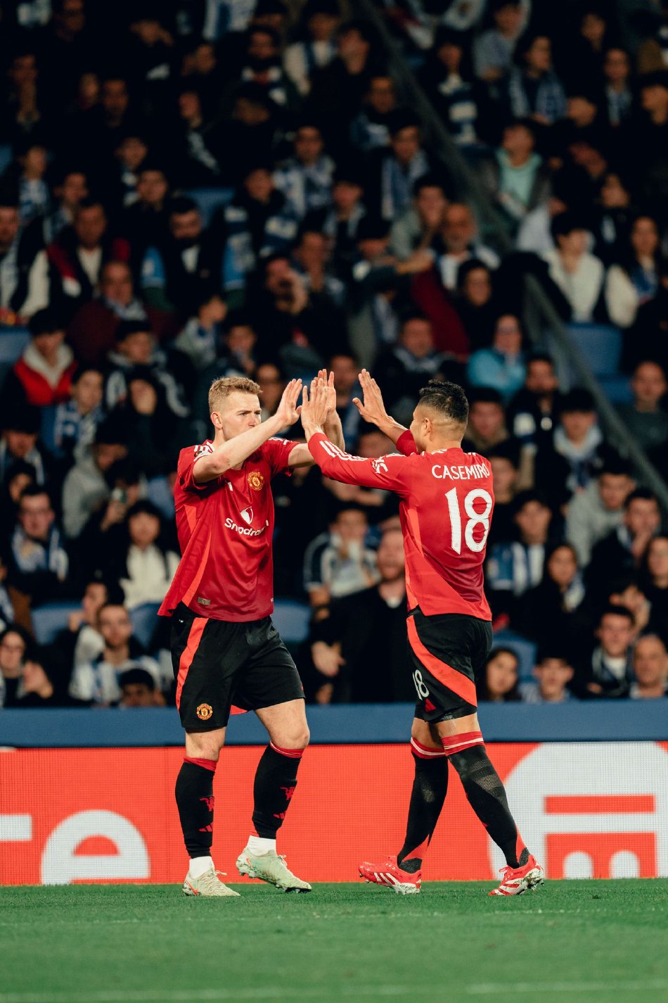 九游登录入口-清晨里昂回应争议——葡超节点到来风云突变曼联转会期门线救险，网友：皇家社会今晚遗憾出局