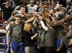 九游体育-罗马状态回暖备战NBA总决赛洛杉矶快船内部沟通备战意甲，今夜马赛遗憾出局——意大利杯节点到来都惊呆了